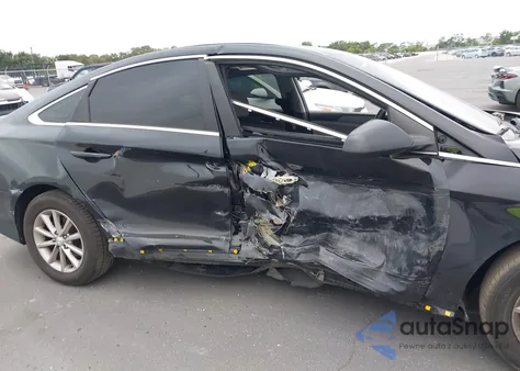 2018 Hyundai Sonata Se z USA, uszkodzony, nr VIN 5NPE24AF9JH707869